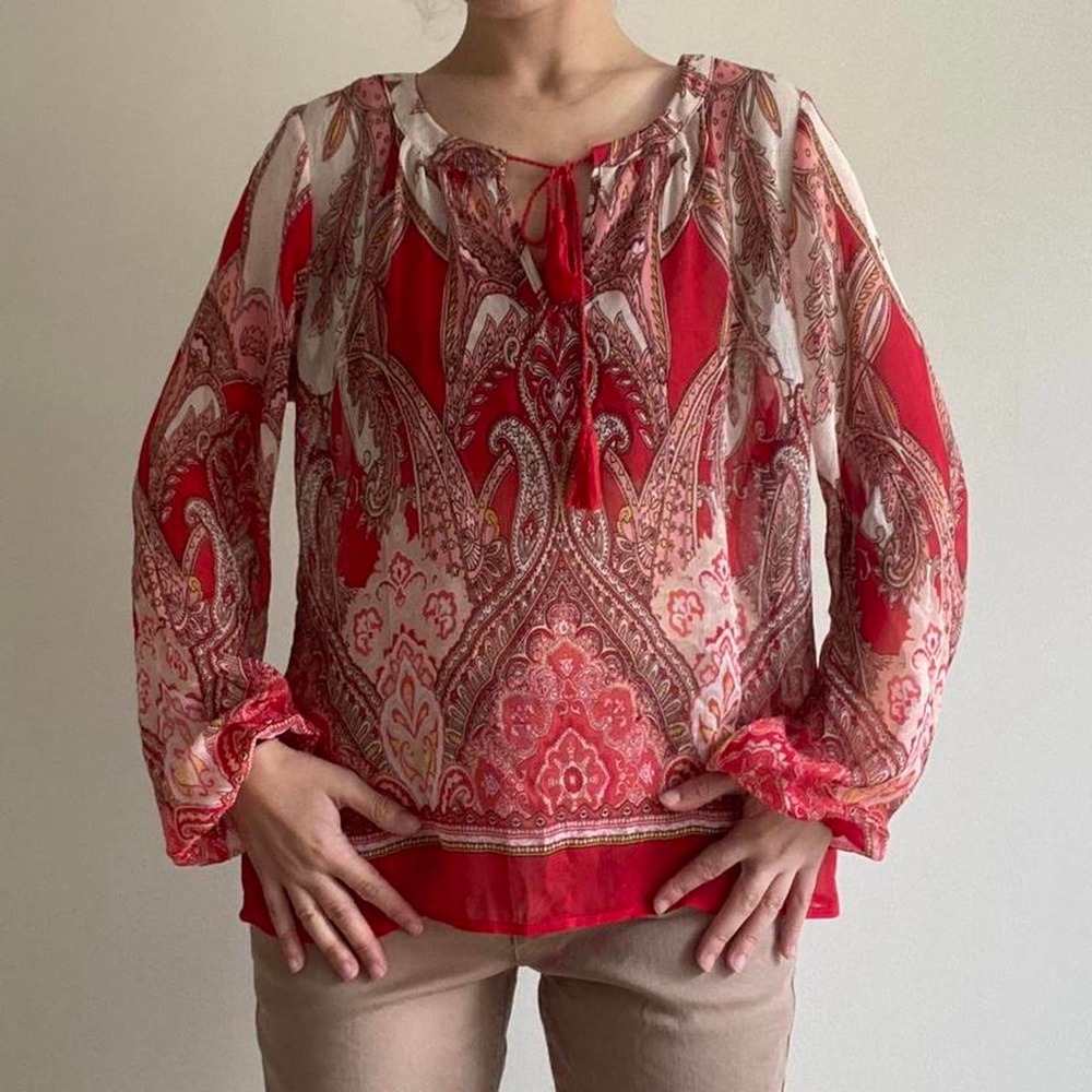Red nwt printed paisley blouse SIZE XS